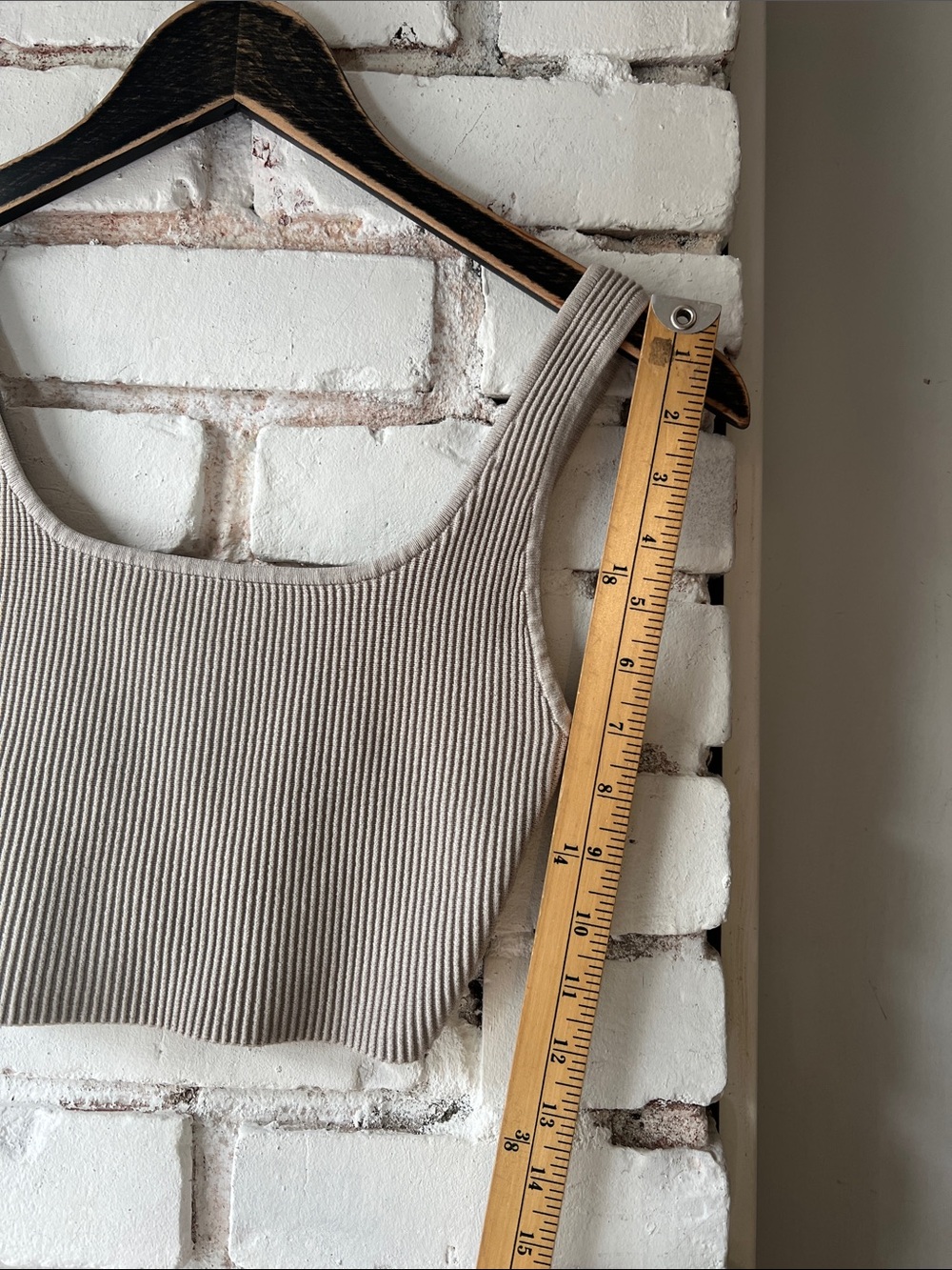 Ribbed Square-Neck Tank Top in Taupe babaton sculpt knit - Picture 3 of 6